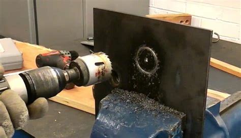 cutting hole in aluminum sheet